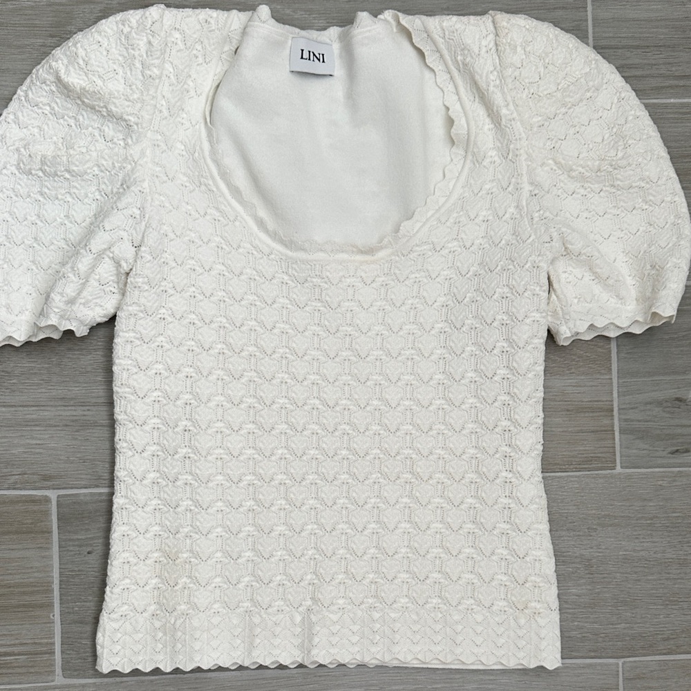 LINI Cream Textured Puff Sleeve Blouse